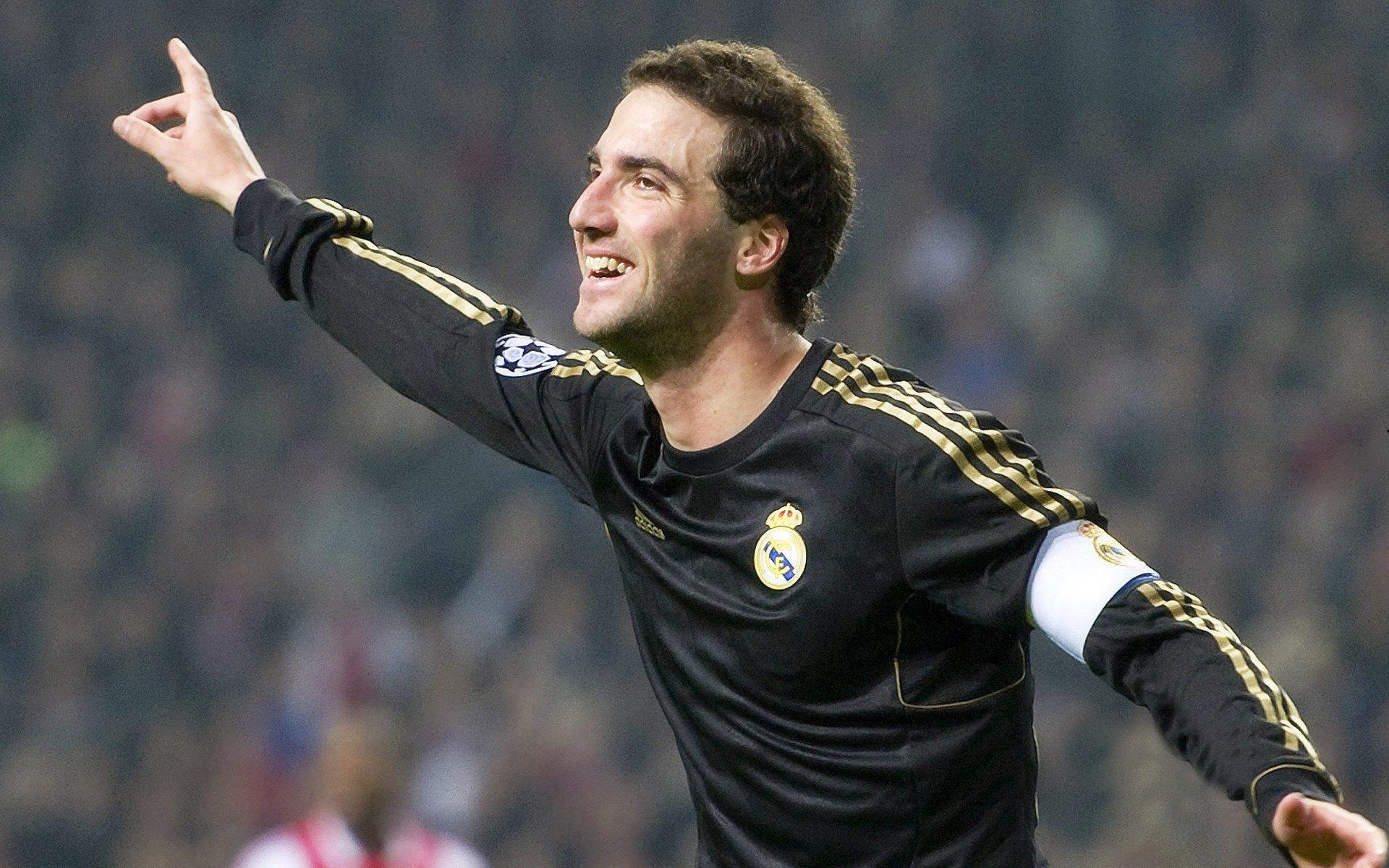 毛剑卿,国足防守稳固即可胜印尼,新星王钰栋已具首发实力